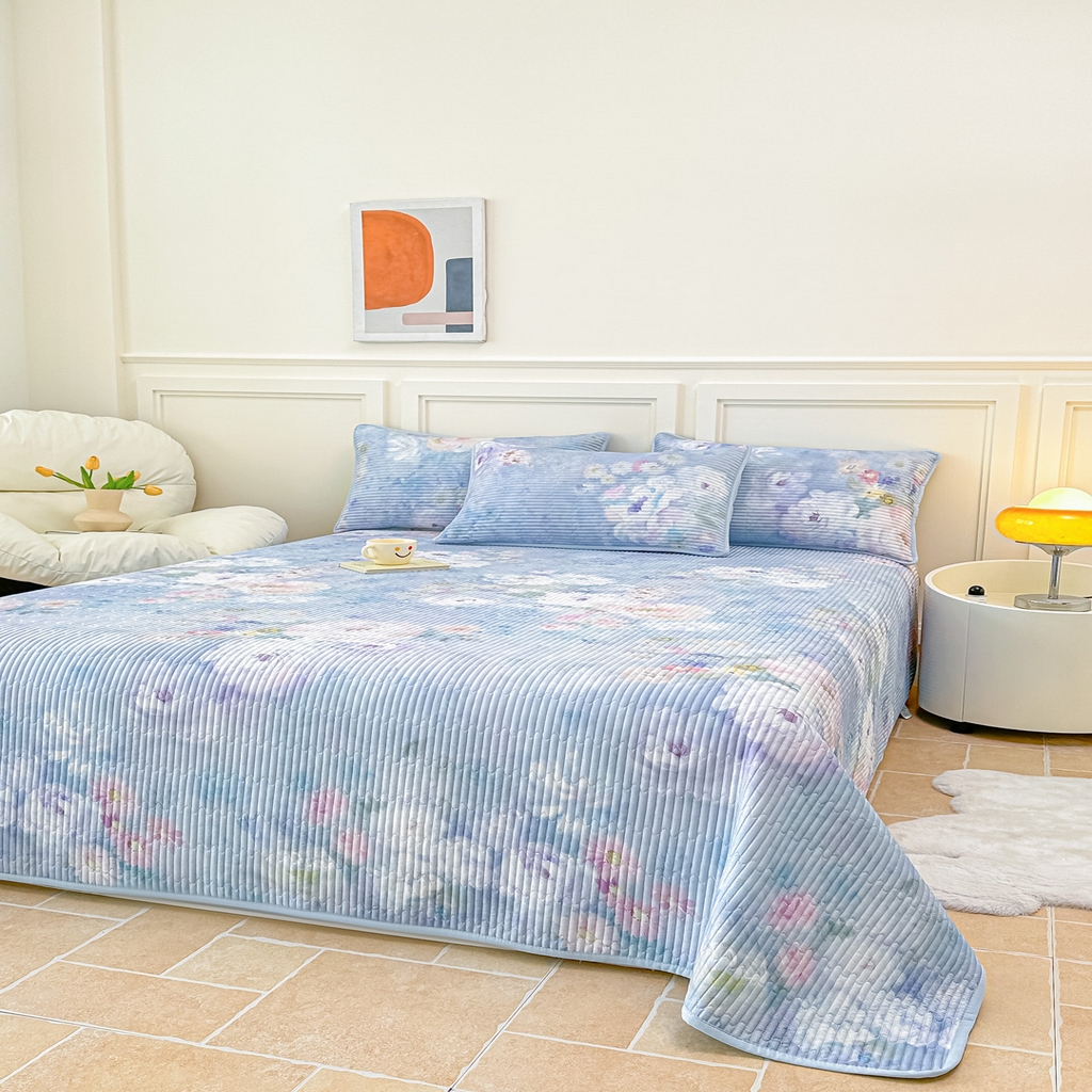 91家纺网 家纺一手货源 找家纺 橘夏家纺 2025新款莱赛尔天丝轻奢风多功能床盖三件套软凉席盖毯 朝花夕拾