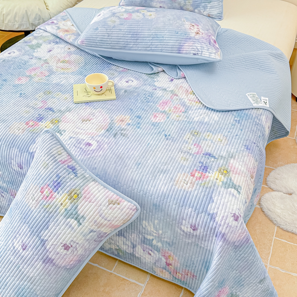 91家纺网 家纺一手货源 找家纺 橘夏家纺 2025新款莱赛尔天丝轻奢风多功能床盖三件套软凉席盖毯 朝花夕拾