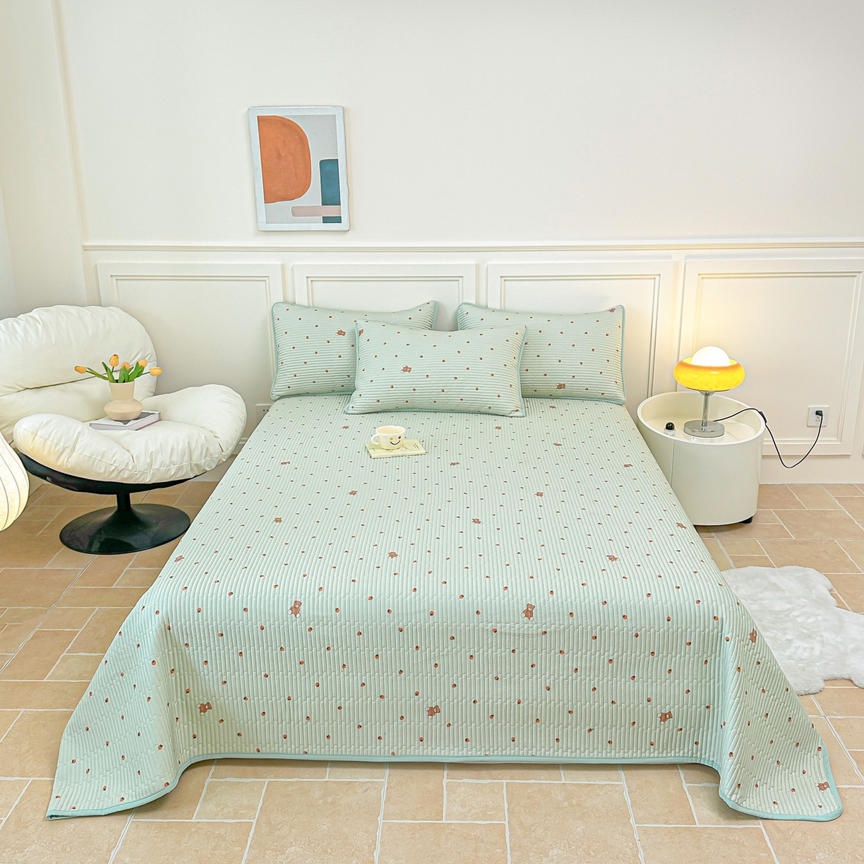 91家纺网 家纺一手货源 找家纺 橘夏家纺 2025新款莱赛尔天丝轻奢风多功能床盖三件套软凉席盖毯 草莓小熊-绿