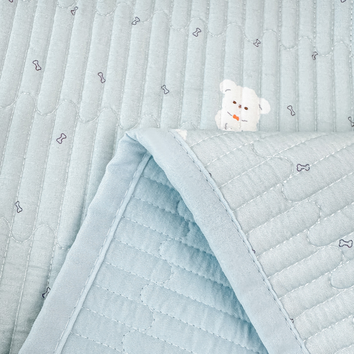 91家纺网 家纺一手货源 找家纺 橘夏家纺 2025新款莱赛尔天丝轻奢风多功能床盖三件套软凉席盖毯 萌宠小奶汪