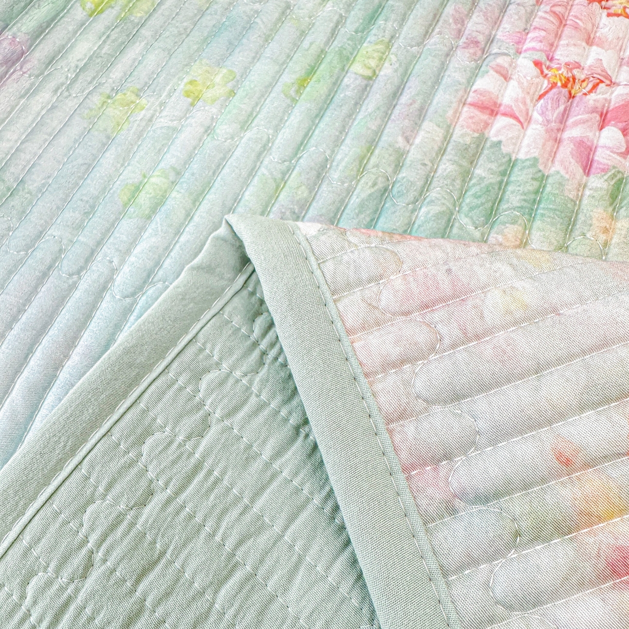 91家纺网 家纺一手货源 找家纺 橘夏家纺 2025新款莱赛尔天丝轻奢风多功能床盖三件套软凉席盖毯 米拉之家