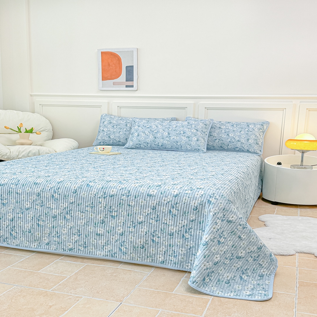 91家纺网 家纺一手货源 找家纺 橘夏家纺 2025新款莱赛尔天丝轻奢风多功能床盖三件套软凉席盖毯 清雅-兰