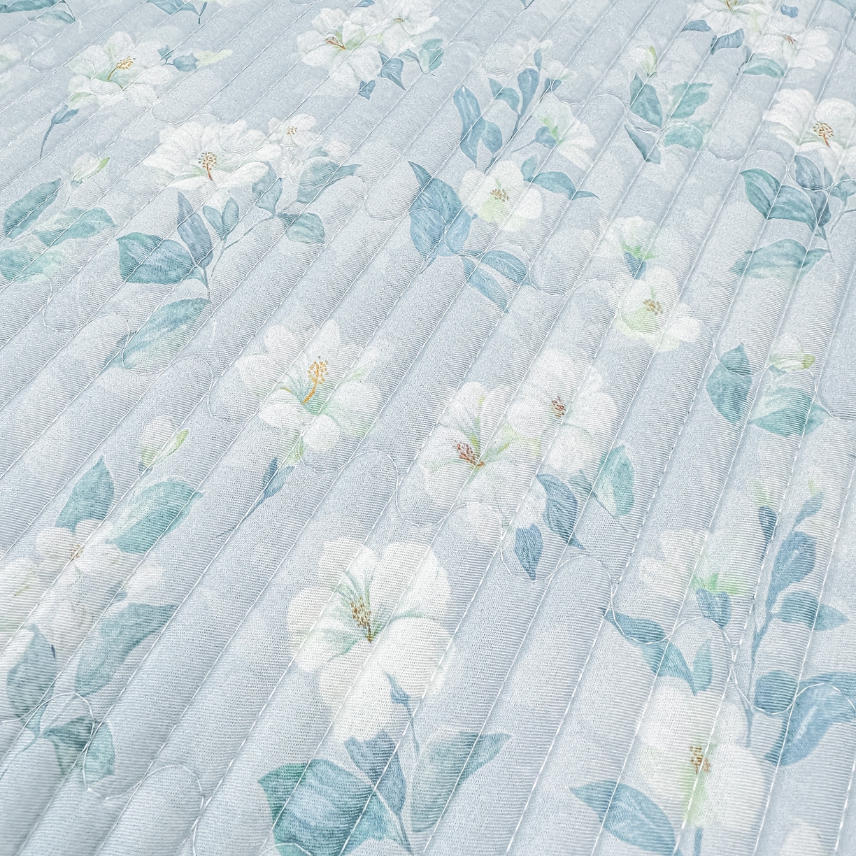 91家纺网 家纺一手货源 找家纺 橘夏家纺 2025新款莱赛尔天丝轻奢风多功能床盖三件套软凉席盖毯 清雅-兰