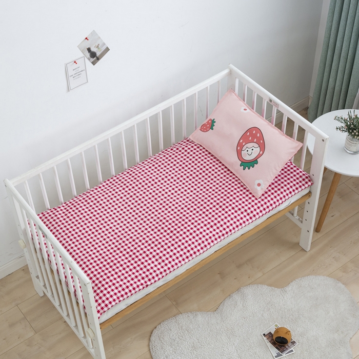 91家纺网 家纺一手货源 找家纺 2025年新款幼儿园全棉被子三件套宝宝入园纯棉六件套被褥午睡被套大草莓