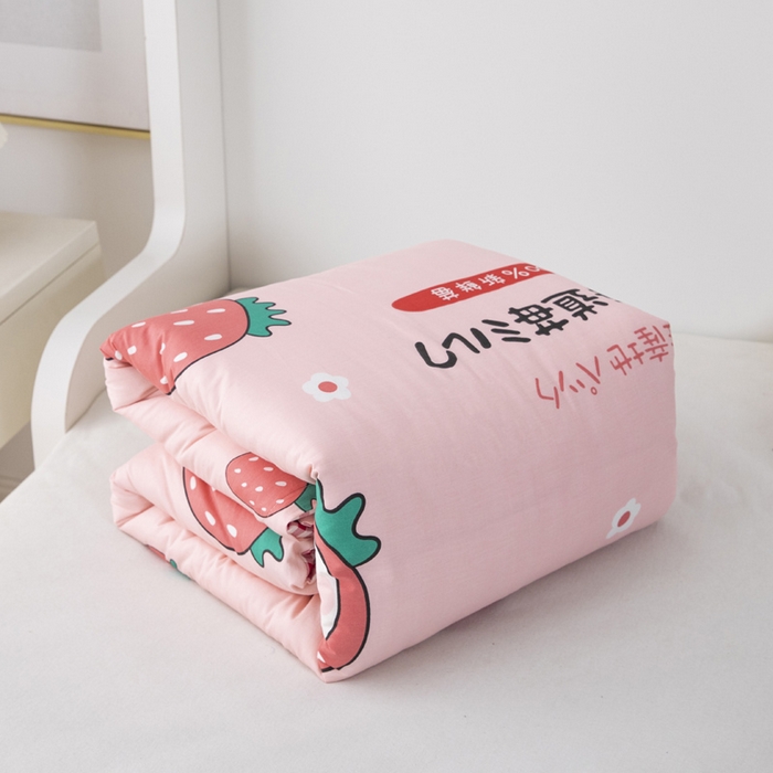 91家纺网 家纺一手货源 找家纺 2025年新款幼儿园全棉被子三件套宝宝入园纯棉六件套被褥午睡被套大草莓