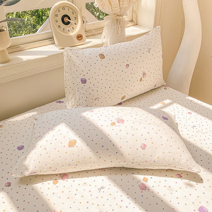 91家纺网 家纺一手货源 找家纺 眠势力 2025新款云感双层纱枕套ins奶油风云感超柔枕头套 点点草莓