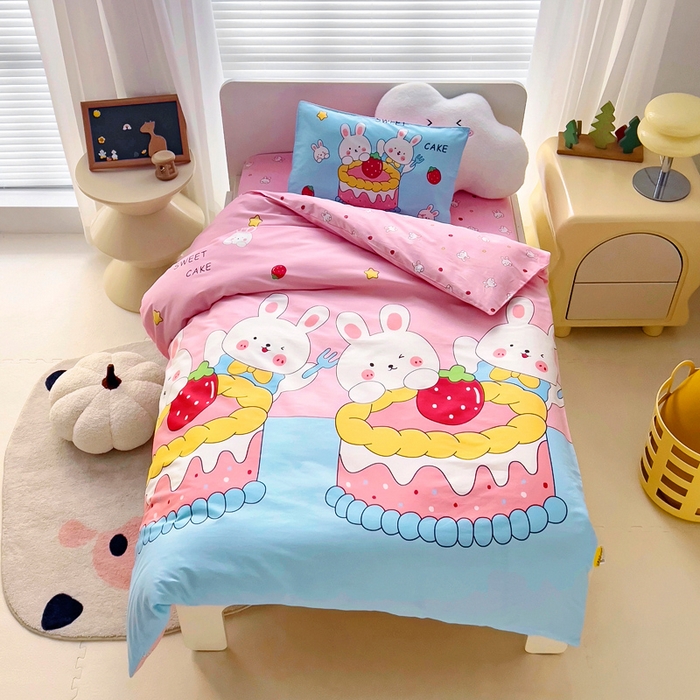 91家纺网 家纺一手货源 找家纺 2025年新款幼儿园全棉被子三件套宝宝入园纯棉六件套被褥午睡被套蛋糕兔子