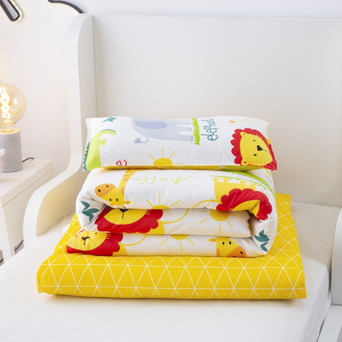 91家纺网 家纺一手货源 找家纺 2025年新款幼儿园全棉被子三件套宝宝入园纯棉六件套被褥午睡被套动物乐园