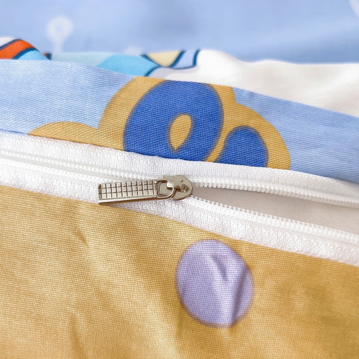 91家纺网 家纺一手货源 找家纺 2025年新款幼儿园全棉被子三件套宝宝入园纯棉六件套被褥午睡被套飞向太空