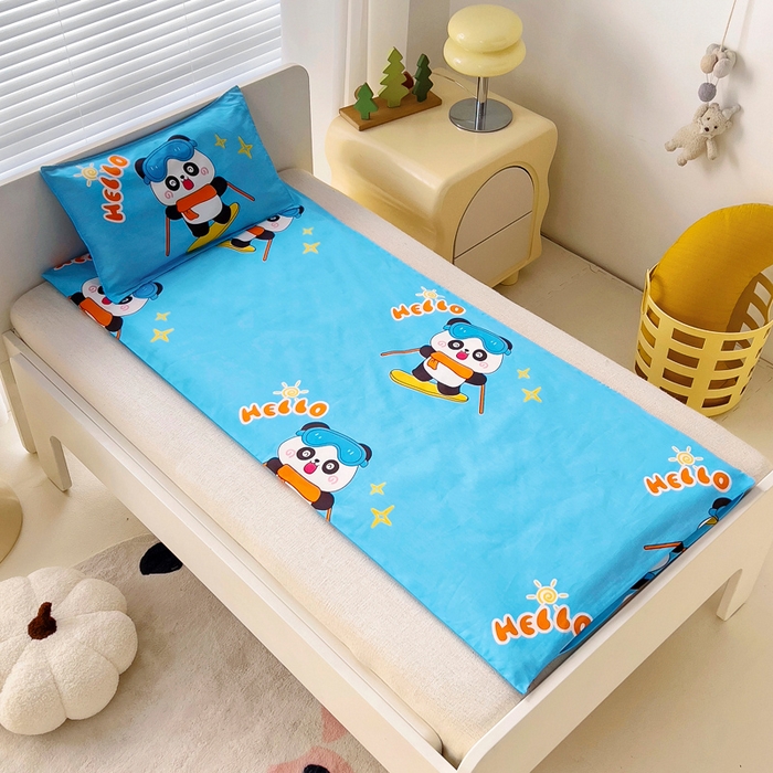 91家纺网 家纺一手货源 找家纺 2025年新款幼儿园全棉被子三件套宝宝入园纯棉六件套被褥午睡被套滑板熊猫