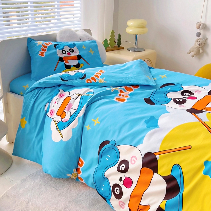 91家纺网 家纺一手货源 找家纺 2025年新款幼儿园全棉被子三件套宝宝入园纯棉六件套被褥午睡被套滑板熊猫
