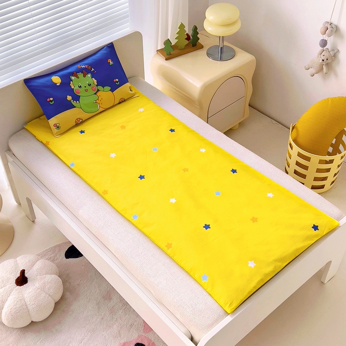 91家纺网 家纺一手货源 找家纺 2025年新款幼儿园全棉被子三件套宝宝入园纯棉六件套被褥午睡被套可爱恐龙