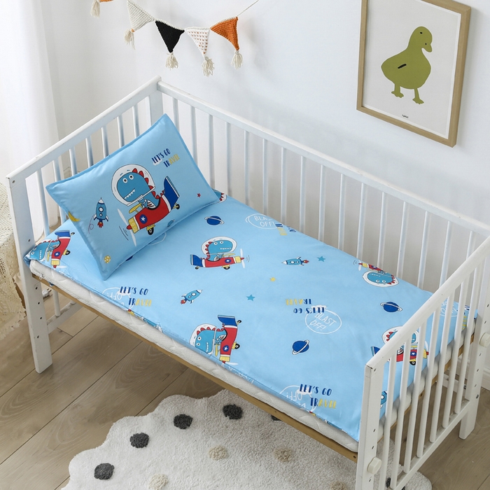 91家纺网 家纺一手货源 找家纺 2025年新款幼儿园全棉被子三件套宝宝入园纯棉六件套被褥午睡被套恐龙飞船