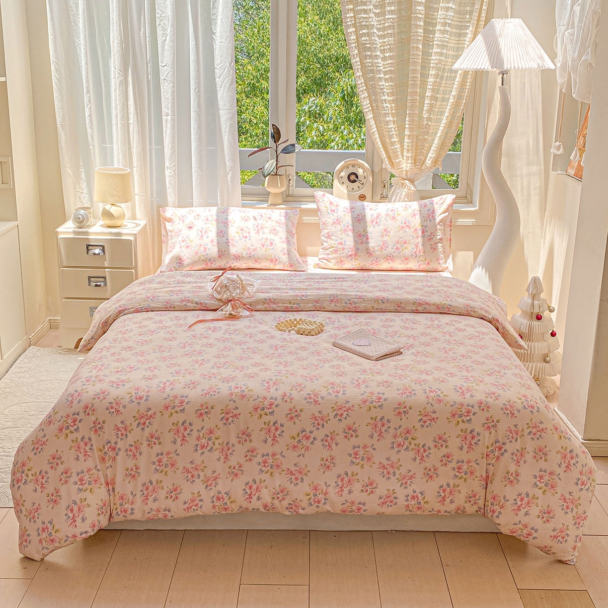 91家纺网 家纺一手货源 找家纺 眠势力 2025新款云感双层纱四件套床单款床笠款ins奶油风云感超柔 粉调花海