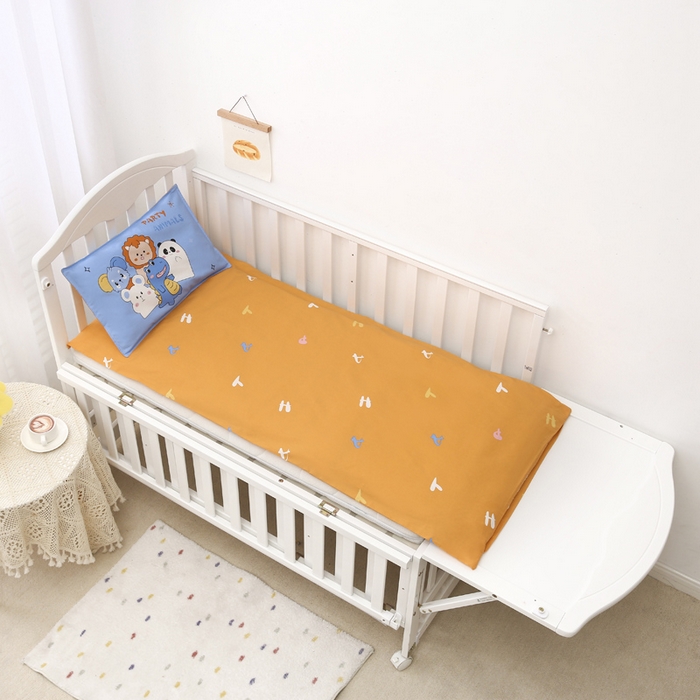 91家纺网 家纺一手货源 找家纺 2025年新款幼儿园全棉被子三件套宝宝入园纯棉六件套被褥午睡被套恐龙派对-蓝