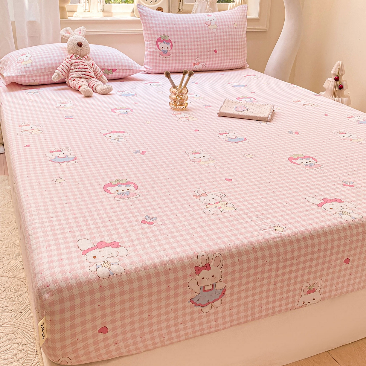 91家纺网 家纺一手货源 找家纺 眠势力 2025新款云感双层纱四件套床单款床笠款ins奶油风云感超柔 乖乖兔