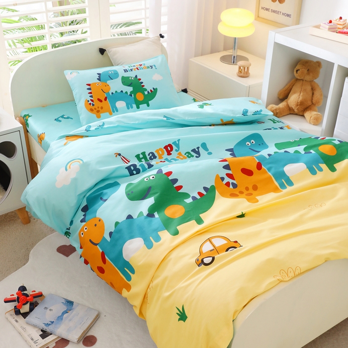 91家纺网 家纺一手货源 找家纺 2025年新款幼儿园全棉被子三件套宝宝入园纯棉六件套被褥午睡被套恐龙世界