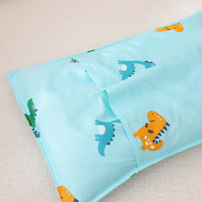 91家纺网 家纺一手货源 找家纺 2025年新款幼儿园全棉被子三件套宝宝入园纯棉六件套被褥午睡被套恐龙世界