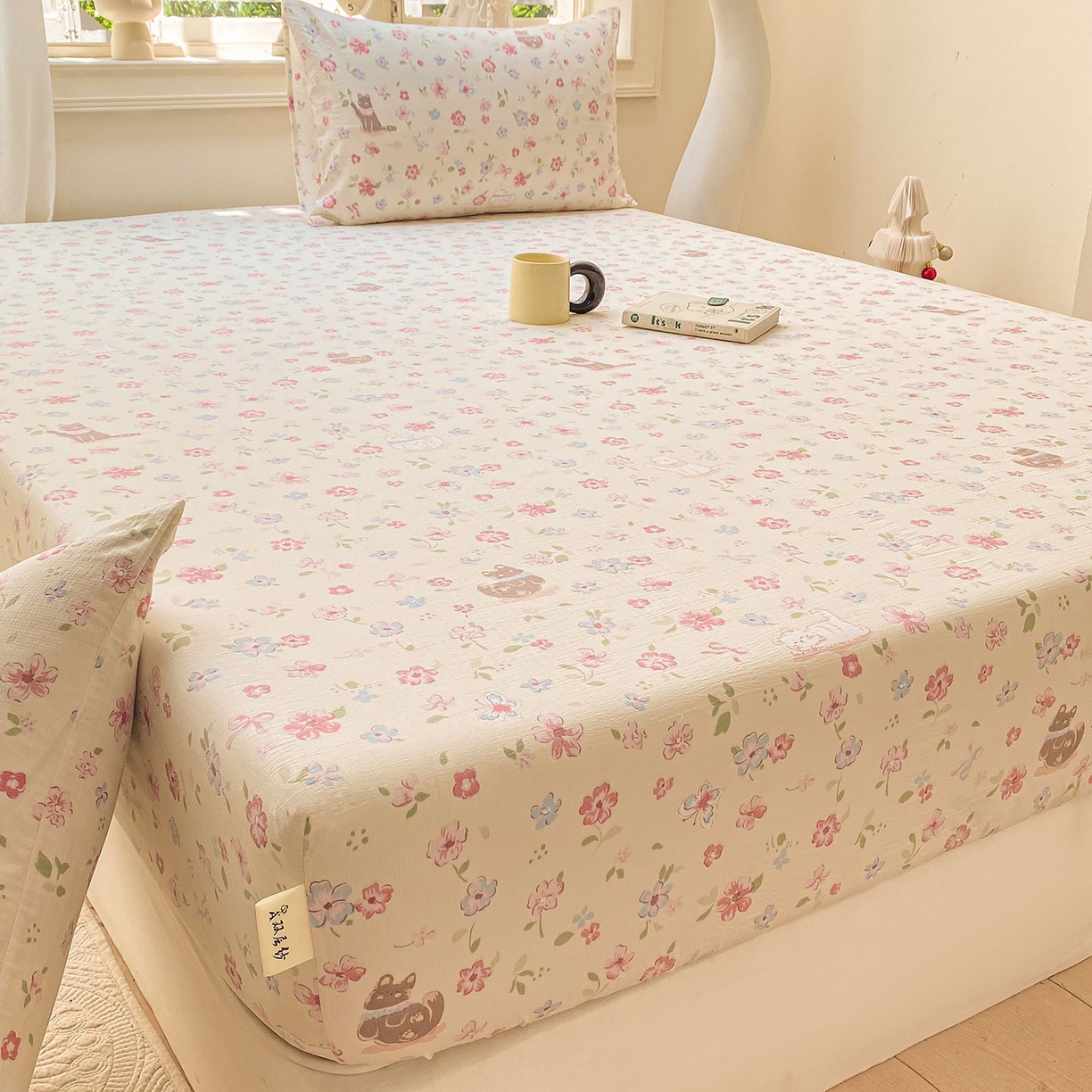 91家纺网 家纺一手货源 找家纺 眠势力 2025新款云感双层纱四件套床单款床笠款ins奶油风云感超柔 花丛猫咪