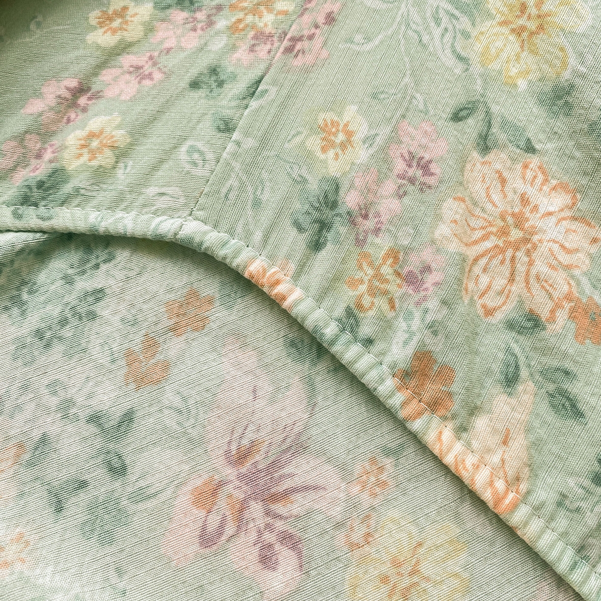 91家纺网 家纺一手货源 找家纺 眠势力 2025新款云感双层纱四件套床单款床笠款ins奶油风云感超柔 花开盛夏