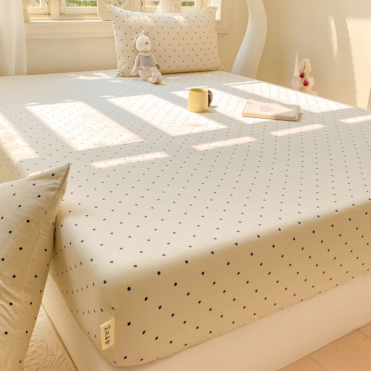 91家纺网 家纺一手货源 找家纺 眠势力 2025新款云感双层纱四件套床单款床笠款ins奶油风云感超柔 极简波点