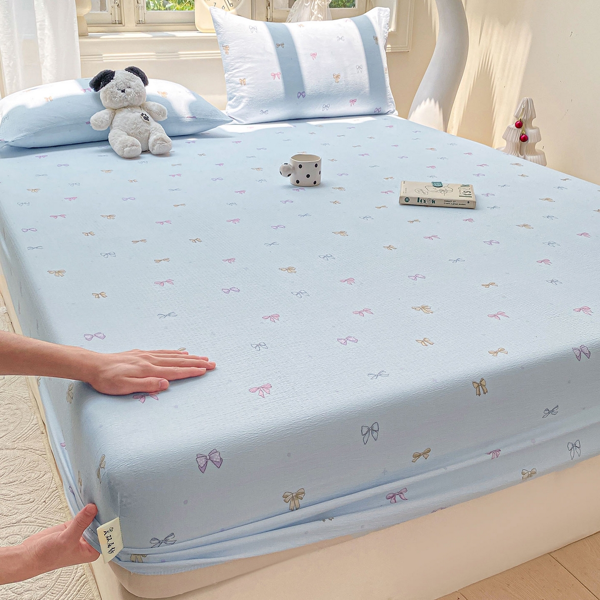 91家纺网 家纺一手货源 找家纺 眠势力 2025新款云感双层纱四件套床单款床笠款ins奶油风云感超柔 蓝调蝴蝶结