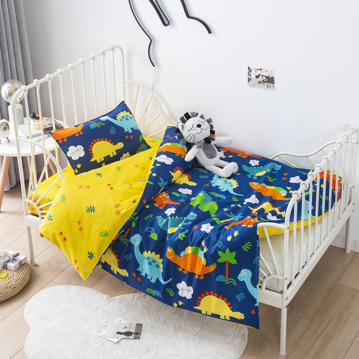 91家纺网 家纺一手货源 找家纺 2025年新款幼儿园全棉被子三件套宝宝入园纯棉六件套被褥午睡被套恐龙星球