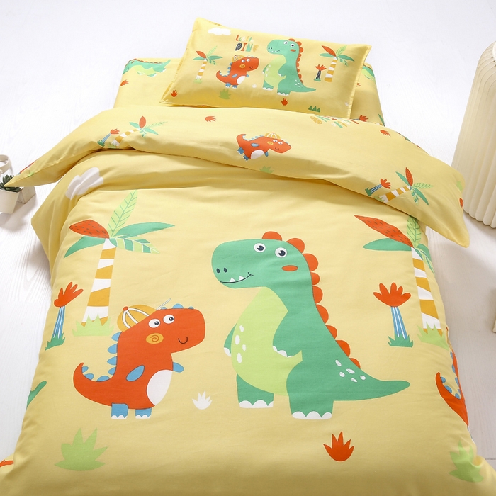 91家纺网 家纺一手货源 找家纺 2025年新款幼儿园全棉被子三件套宝宝入园纯棉六件套被褥午睡被套恐龙兄弟-黄