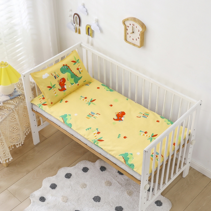 91家纺网 家纺一手货源 找家纺 2025年新款幼儿园全棉被子三件套宝宝入园纯棉六件套被褥午睡被套恐龙兄弟-黄