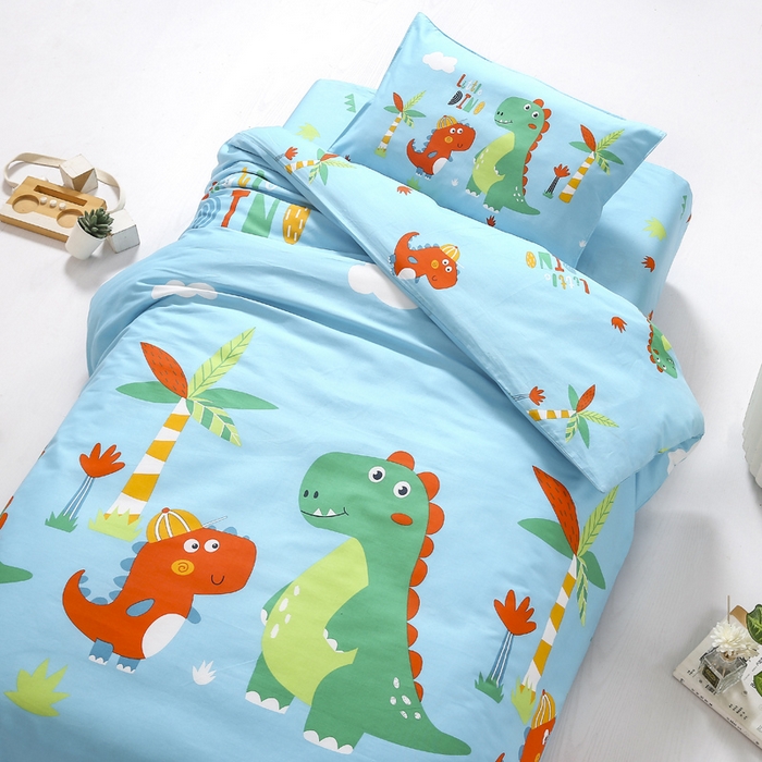 91家纺网 家纺一手货源 找家纺 2025年新款幼儿园全棉被子三件套宝宝入园纯棉六件套被褥午睡被套恐龙兄弟-蓝