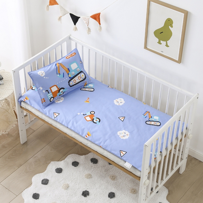 91家纺网 家纺一手货源 找家纺 2025年新款幼儿园全棉被子三件套宝宝入园纯棉六件套被褥午睡被套快乐工程车