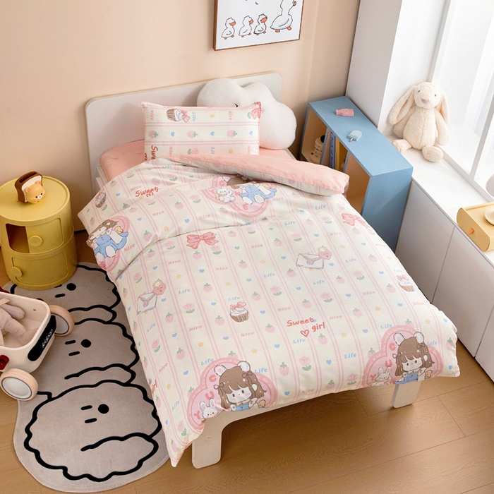 91家纺网 家纺一手货源 找家纺 2025年新款幼儿园全棉被子三件套宝宝入园纯棉六件套被褥午睡被套邻家女孩