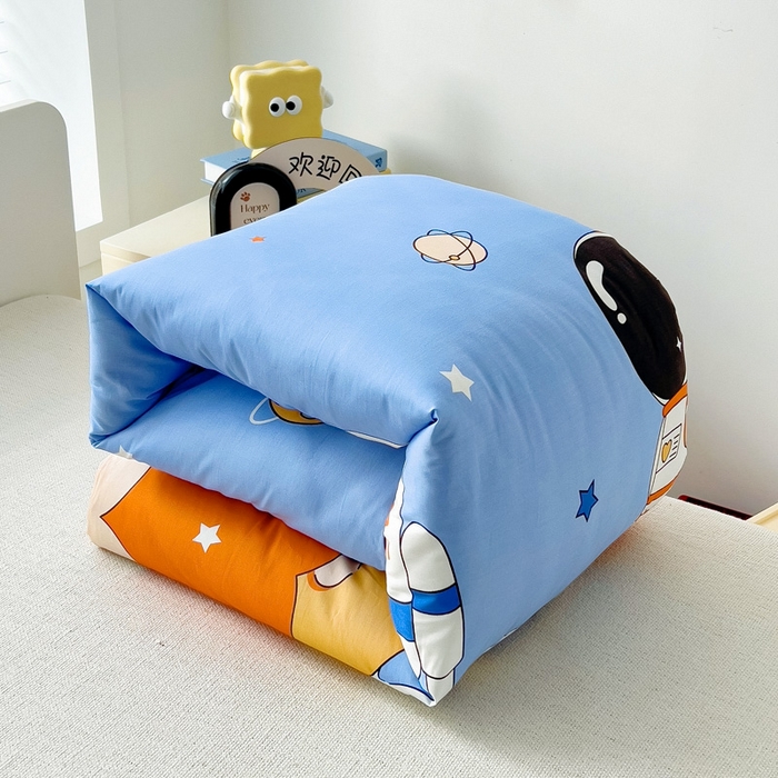 91家纺网 家纺一手货源 找家纺 2025年新款幼儿园全棉被子三件套宝宝入园纯棉六件套被褥午睡被套领航员