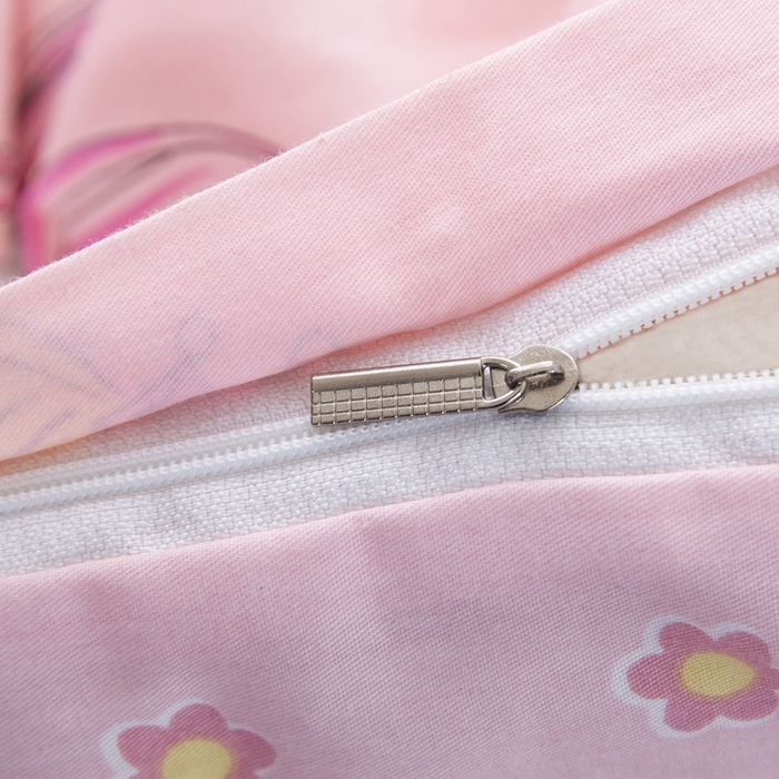 91家纺网 家纺一手货源 找家纺 2025年新款幼儿园全棉被子三件套宝宝入园纯棉六件套被褥午睡被套童话镇-粉