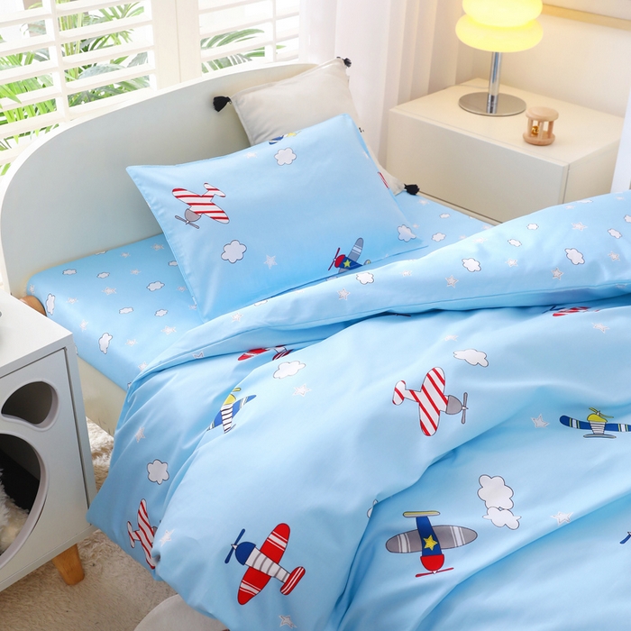 91家纺网 家纺一手货源 找家纺 2025年新款幼儿园全棉被子三件套宝宝入园纯棉六件套被褥午睡被套小飞机