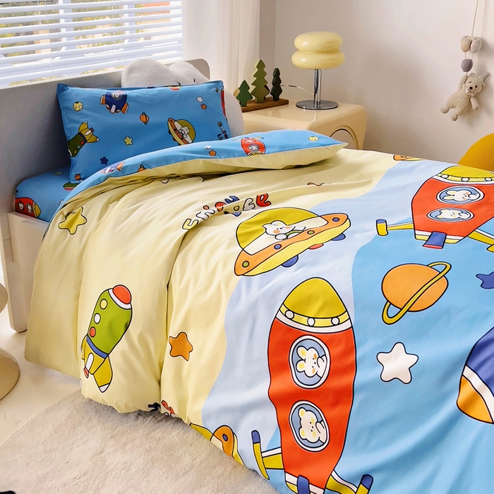 91家纺网 家纺一手货源 找家纺 2025年新款幼儿园全棉被子三件套宝宝入园纯棉六件套被褥午睡被套星际之旅