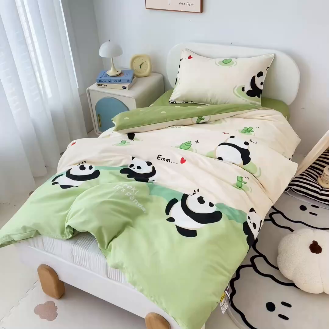 91家纺网 家纺一手货源 找家纺 2025年新款幼儿园全棉被子三件套宝宝入园纯棉六件套被褥午睡被套熊猫乐园