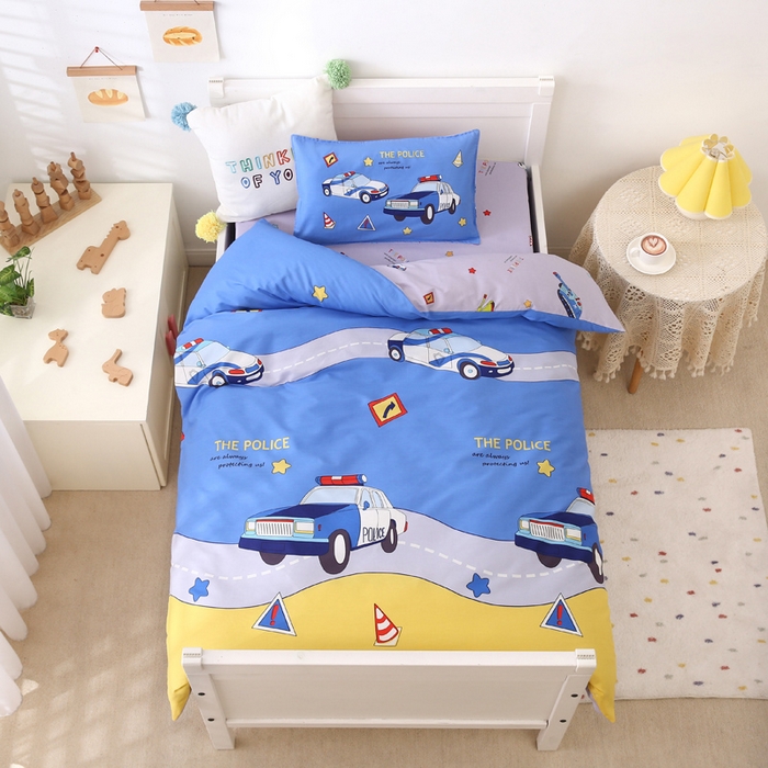 2025年新款幼儿园全棉被子三件套宝宝入园纯棉六件套被褥午睡被套巡逻警车