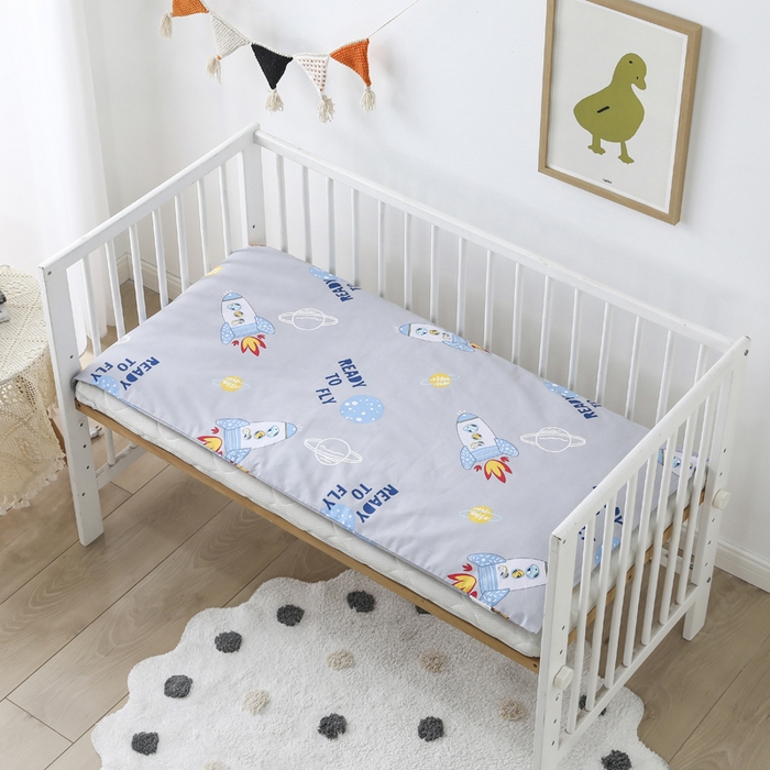 91家纺网 家纺一手货源 找家纺 2025年新款幼儿园全棉被子三件套宝宝入园纯棉六件套被褥午睡被套宇宙飞船