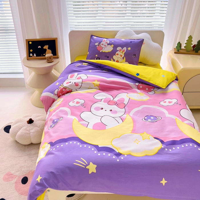 91家纺网 家纺一手货源 找家纺 2025年新款幼儿园全棉被子三件套宝宝入园纯棉六件套被褥午睡被套宇宙小兔