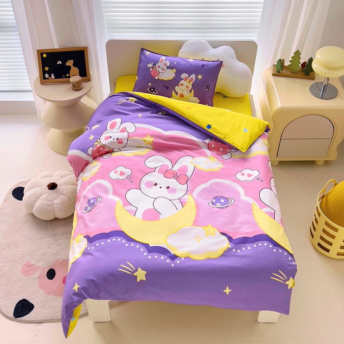 91家纺网 家纺一手货源 找家纺 2025年新款幼儿园全棉被子三件套宝宝入园纯棉六件套被褥午睡被套宇宙小兔