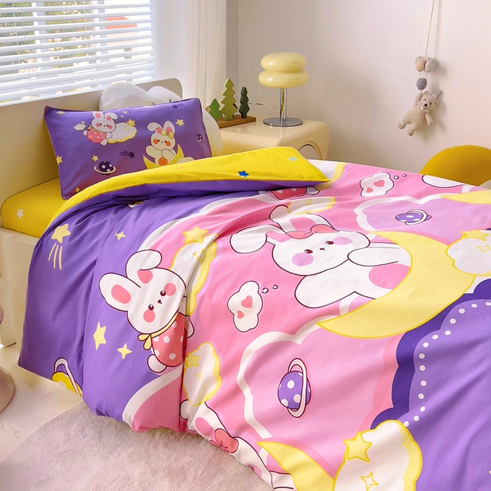 91家纺网 家纺一手货源 找家纺 2025年新款幼儿园全棉被子三件套宝宝入园纯棉六件套被褥午睡被套宇宙小兔