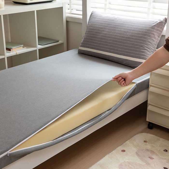 91家纺网 家纺一手货源 找家纺 柠萌家居 2025年新款色织A类学生宿舍床笠三件套床垫套 宽双线冷灰