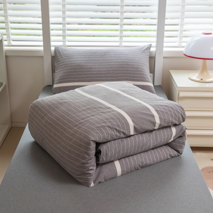 91家纺网 家纺一手货源 找家纺 柠萌家居 2025年新款色织A类学生宿舍床笠三件套床垫套 宽双线冷灰