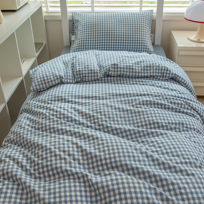 91家纺网 家纺一手货源 找家纺 柠萌家居 2025年新款色织A类学生宿舍床笠三件套床垫套 浅蓝小格