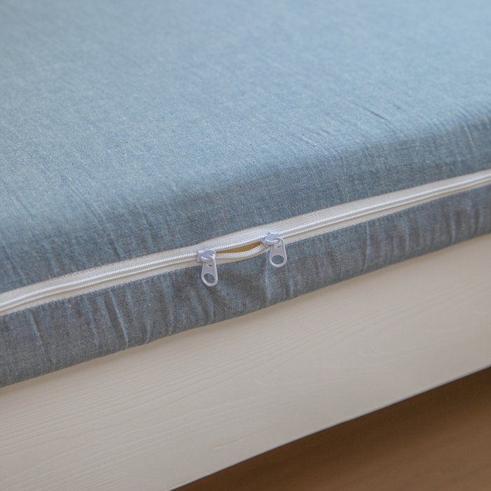 91家纺网 家纺一手货源 找家纺 柠萌家居 2025年新款色织A类学生宿舍床笠三件套床垫套 浅蓝小格