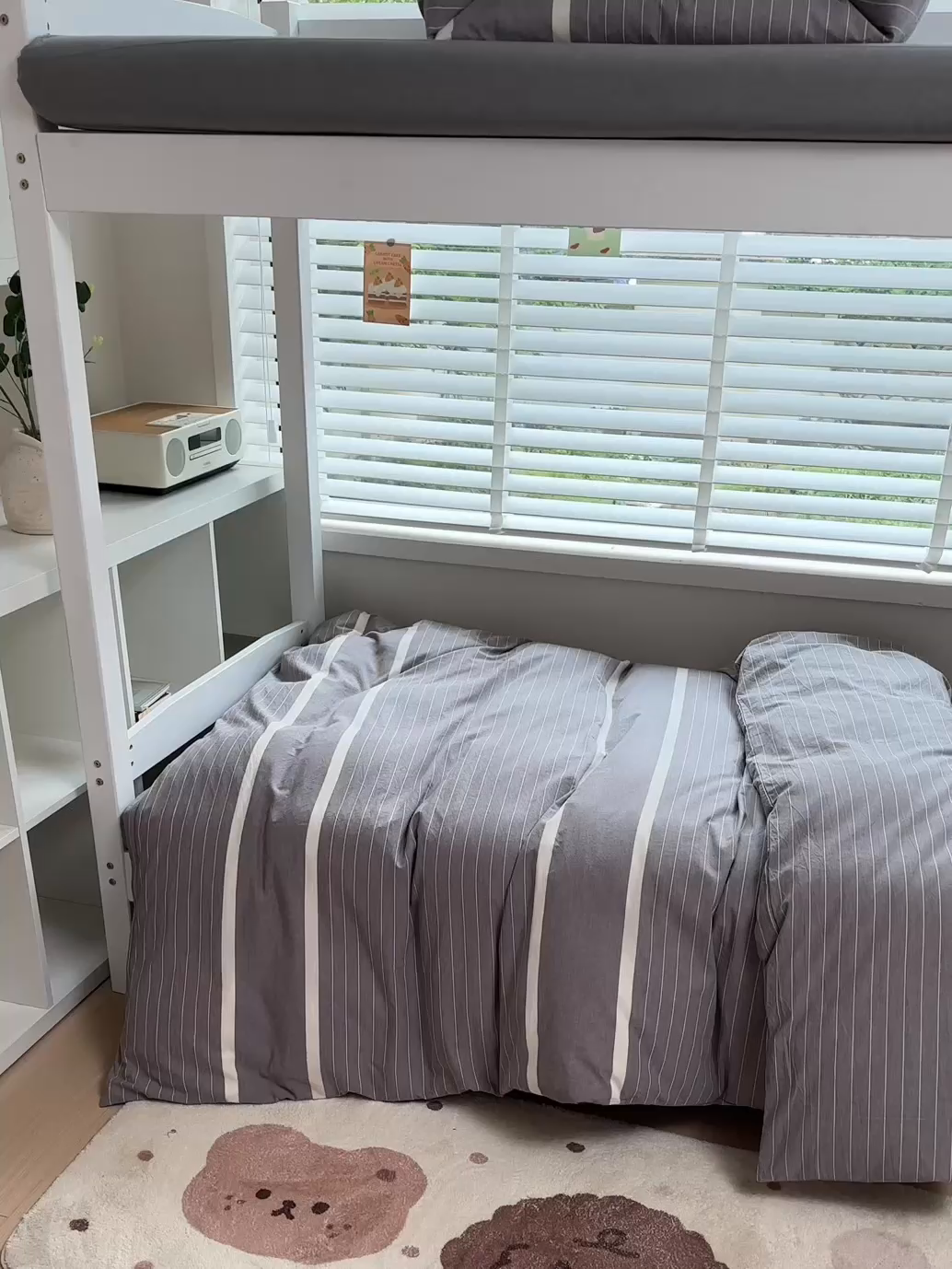 91家纺网 家纺一手货源 找家纺 柠萌家居 2025年新款色织A类学生宿舍床笠三件套床垫套 宽双线冷灰