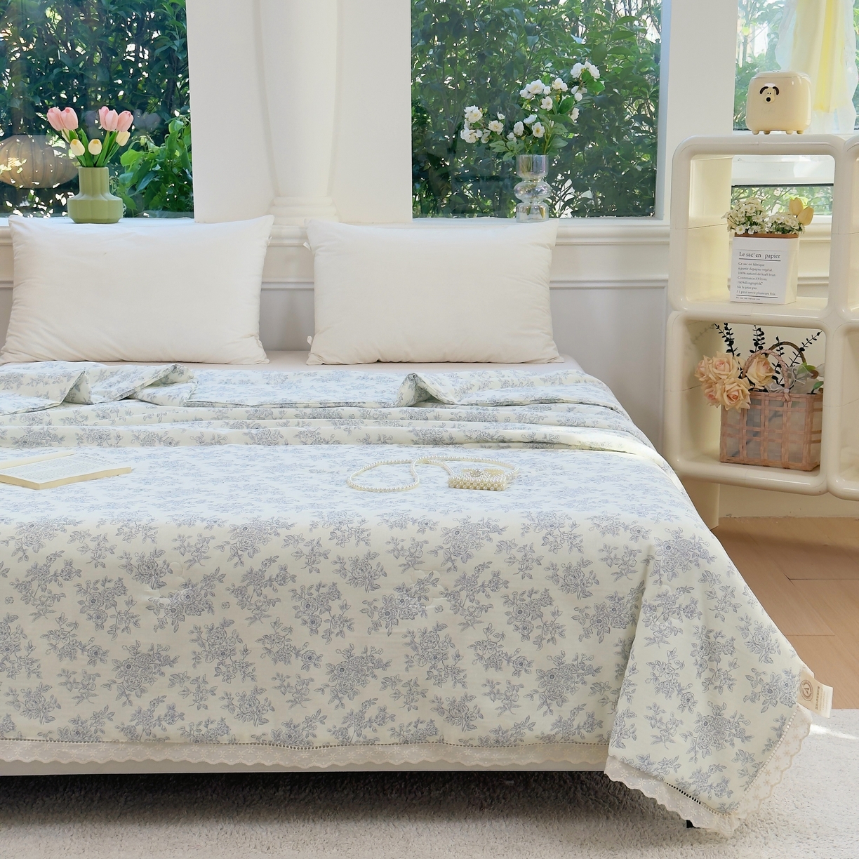 91家纺网 家纺一手货源 找家纺 集布 2025新款100%全棉双层纱花边款夏被夏凉被素影繁花蓝