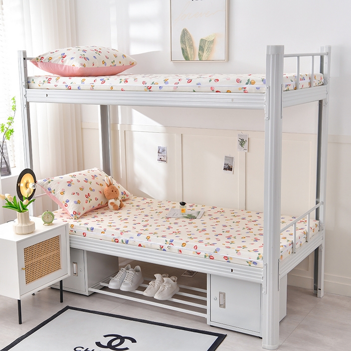 91家纺网 家纺一手货源 找家纺 （总）斯尔顿 2025新款13070全棉纯棉印花学生宿舍上下铺套件-第一批单品床垫套床垫套单件