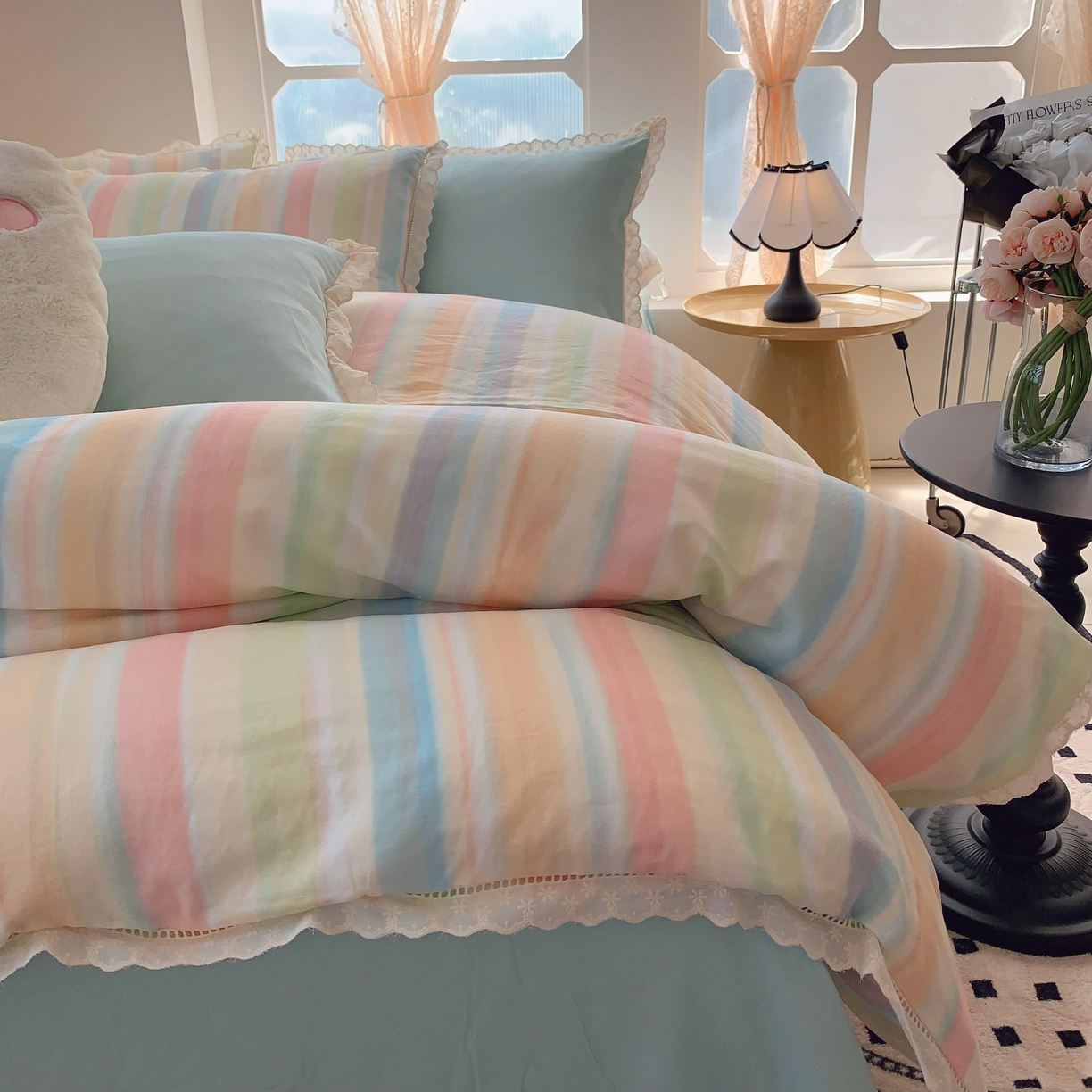 91家纺网 家纺一手货源 找家纺 奈萝家纺  2025新款全棉双层纱花边款四件套 月光旅程